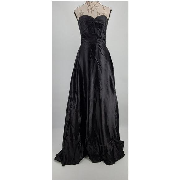 Black satin formal prom Ball gown strapless sweetheart top SZ 4 Goth wedding - Picture 12 of 13